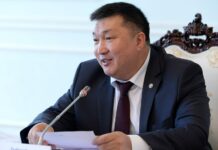 Суд оправдал экс-полпреда президента в ЖК Курманбека Дыйканбаева