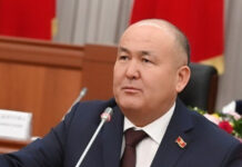 Депутат: Болтурук снимает офис за $120 тысяч, возомнил себя ханом