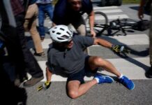 Жо Байдендин велосипедден жыгылып түшкөн видеосу тарады