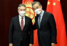 Кыргызстан и Китай обсудили возобновление авиарейсов и снятие ограничений для взаимных поездок граждан