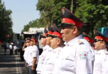 Чолпон-Ата шаарында президенттер жолугат: Жол боюнда кароосуз калтырылган унаалар эвакуацияланат