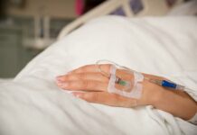 Смерть женщины после липосакции. Хирурга частной клиники водворили в СИЗО-1