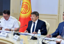 Жапаров: Коррупциялык көрүнүштөр өлкөнүн өнүгүүсүнө терс таасирин тийгизүүдө