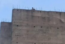 В Токмаке пьяный мужчина порезал себе вены и пытался спрыгнуть с 9 этажа