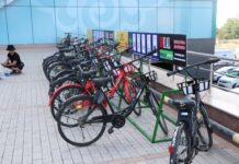 В Бишкеке запустили пилотный проект велошеринга. Как это работает