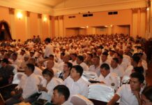 ИИМ министринин биринчи орун басары Адылбек Бийбосунов Сузак районундагы эл менен жолугушууга катышууда