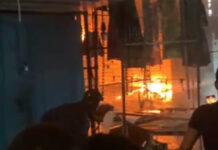 На рынке «Дордой» крупный пожар. ВИДЕО