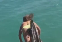 Девушка на велосипеде съехала с пирса в озеро Иссык-Куль. Ее не накажут