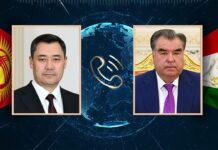 Садыр Жапаров и Эмомали Рахмон переговорили по телефону. Что обсудили