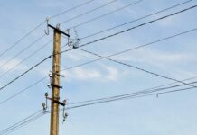 В Канте мужчина погиб во время самовольного подключения точки фастфуда к сети