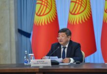 Акылбек Жапаров бүгүн Бишкектеги Дасмия ресторанына журналисттерди “тандап” чакырды