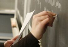 Учителей в КР начали готовить преподавать историю развития религий