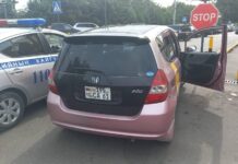 Жөө жүргүнчүнү сүзүп, качып кеткен айдоочуну кайгуулчулар кармады