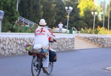 75-летний житель Оша на велосипеде отправился на Игры кочевников в Турцию
