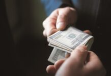 Коррупционеров хотят лишить возможности стать президентом, депутатом или членом кабмина