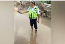 Баткак кечкен тартип сакчы элдин көңүлүн бурду