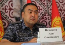 Улан Ниязбеков Талас облусунун Кара-Буура жана Манас райондорунун элдери менен жолугушту