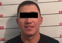 Члена ОПГ задержали за незаконный демонтаж чужого ларька на пляже в Чолпон-Ате