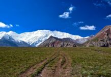 Туристы готовят жалобу в милицию и прокуратуру на организаторов ТооФеста-2022 на пике Ленина