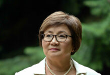 Роза Отунбаева бүгүн 72 жашка толду