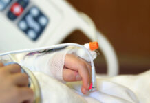 В Баткене 8-лений мальчик получил огнестрельное ранение из автомата