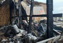 Крупный пожар в Бишкеке: сгорели два дома и квартиры. ФОТО