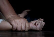 В Ак-Суу девушка заявила, что ее изнасиловали на территории завода