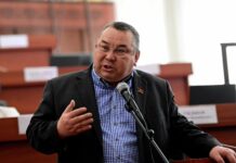 Депутат: Либо нужно прогнать кабмин, либо мы должны уйти, если нас никто не слушает