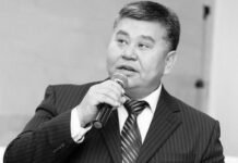 Сатыбалдиев Орунтаевге: “Иним, сен антип күпүлдөбө”