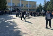 Камчыбек Ташиев баткендиктер менен боло турган жолугушууга келген жок