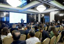 Акылбек Жапаров: Несмотря на трудности и агрессию в отношении КР, экономика должна работать день и ночь