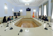 В октябре Кыргызстан посетят члены совета директоров АБР