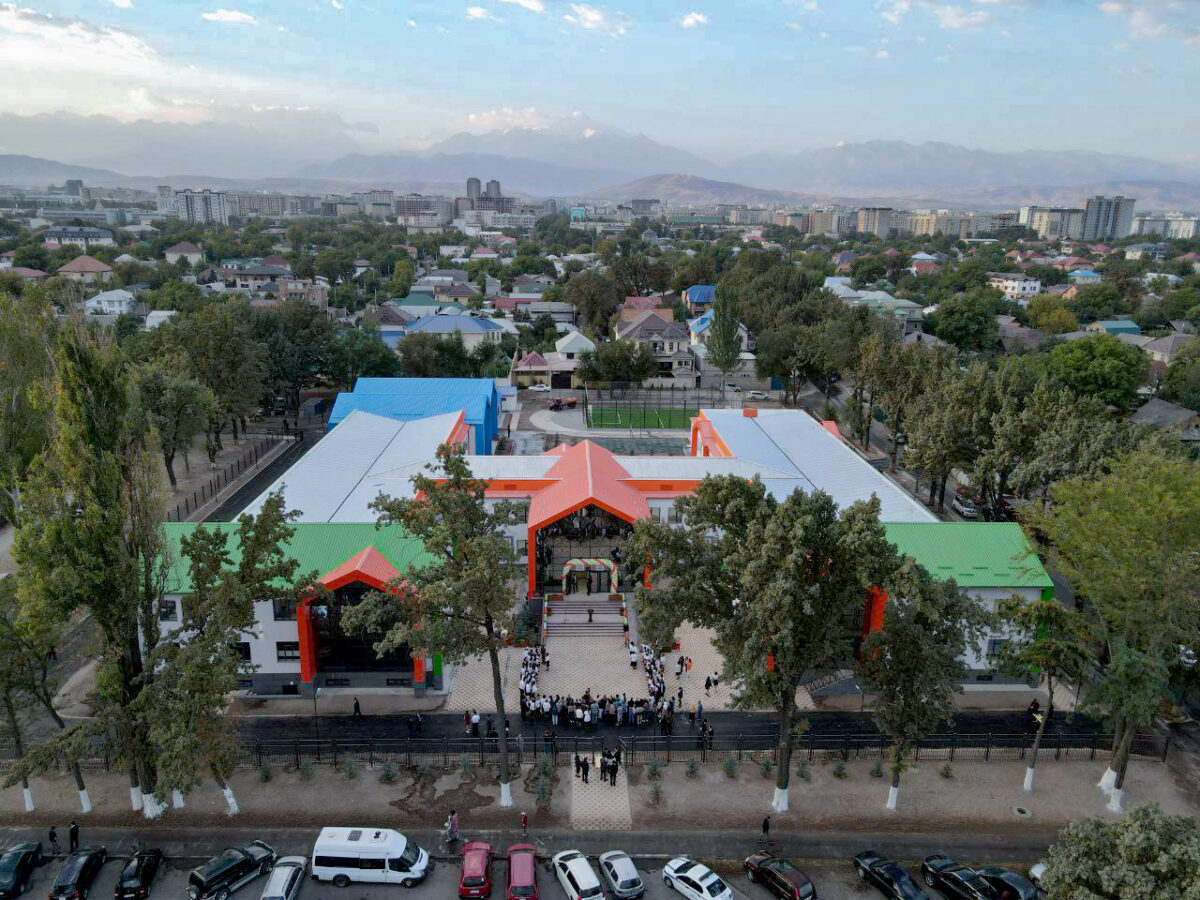 63329fa557e6d В Бишкеке открылась школа-лицей №75. ФОТО