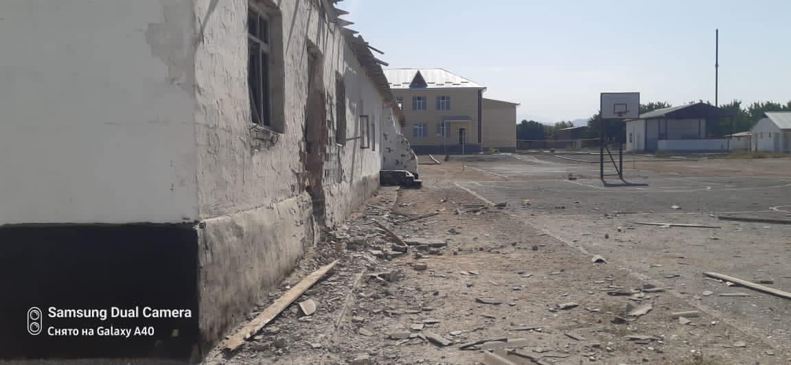 689cfbd2 04a9 4ebc a545 26da9a599822 ФОТО: Разрушенные и сожженные дома кыргызстанцев после вторжения таджиков