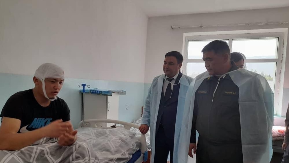 85b63337 83d6 4718 9730 8fadaf7a195f Ташиев прибыл в Баткен и посетил пострадавших в ходе стрельбы на границе