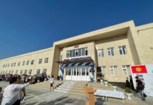 В жилом массиве «Арча-Бешик-2» открылась новая школа на 500 мест