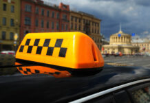 В Питере таксиста-кыргызстанца подозревают в изнасиловании пассажирки. Его задержали