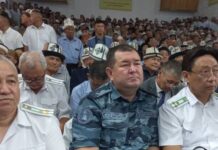 Адылбек Бийбосунов Баткен облусунун Кадамжай районунун жашоочулары менен жолугушту