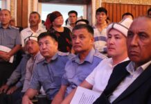 Бийбосунов Ош облусунун Алай районунун жашоочулары менен жолугушту