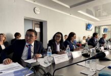 В Бишкеке и Оше откроют миграционные центры для работы в России