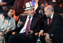 Президент Жапаров посетил церемонию открытия IV Всемирных игр кочевников в Турции