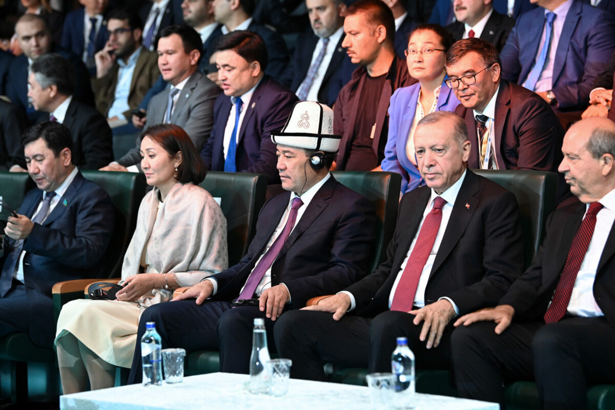dst 9609 Президент Жапаров посетил церемонию открытия IV Всемирных игр кочевников в Турции