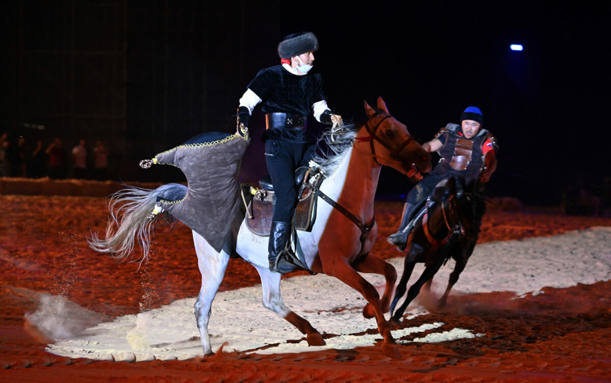 dst 9742 Президент Жапаров посетил церемонию открытия IV Всемирных игр кочевников в Турции
