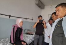 Ташиев прибыл в Баткен и посетил пострадавших в ходе стрельбы на границе