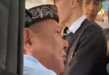 В столичном автобусе мужчина ударил и обматерил женщину из-за места