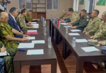 Барымтага алынган кыргызстандык аскерлердин бири жаракат алган