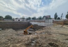 В Бишкеке начали незаконно строить многоэтажку