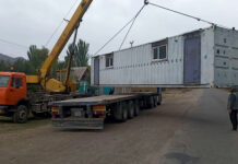 Турак-жайы жараксыз абалга келген Түп районунун тургунуна 2 бөлмөлүү мобилдик үй берилди