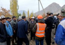 «Так не пойдет!» — Акылбек Жапаров недоволен строительными работами в Баткене