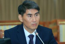 “Арызды жазганга даярмын”: Чыңгыз Айдарбеков агынан жарылды